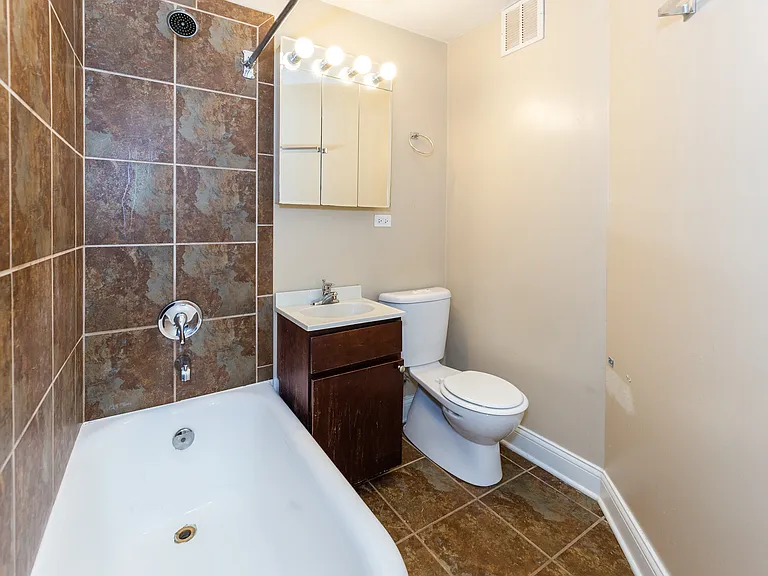 1157 W. Diversey — Photo 13