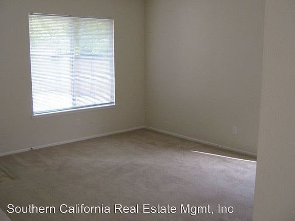 3rd image of 25656 Serena Dr