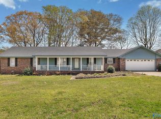 102 Stewart St, Albertville, AL 35951