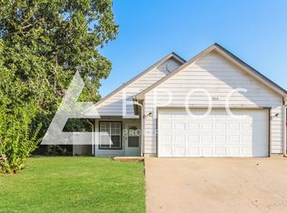 2010 W 58th St, Tulsa, OK 74107