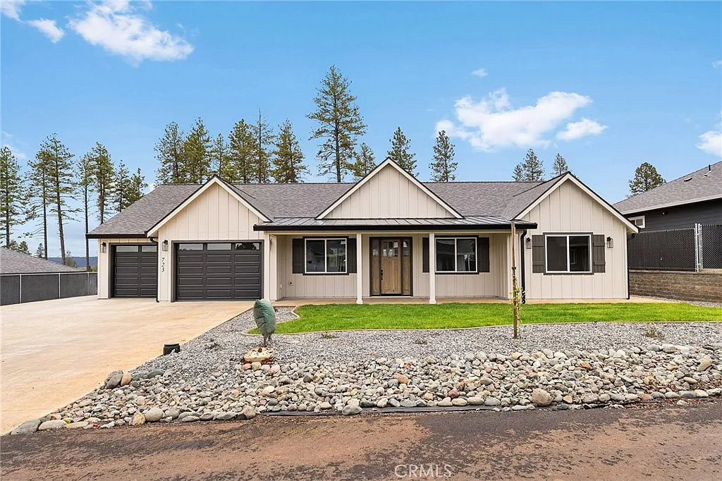 723 Madrone Way photo 1