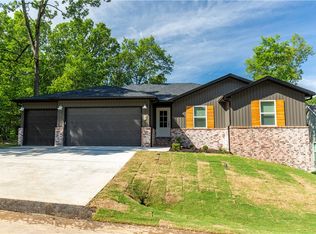 3 Morley Dr, Bella Vista, AR 72714