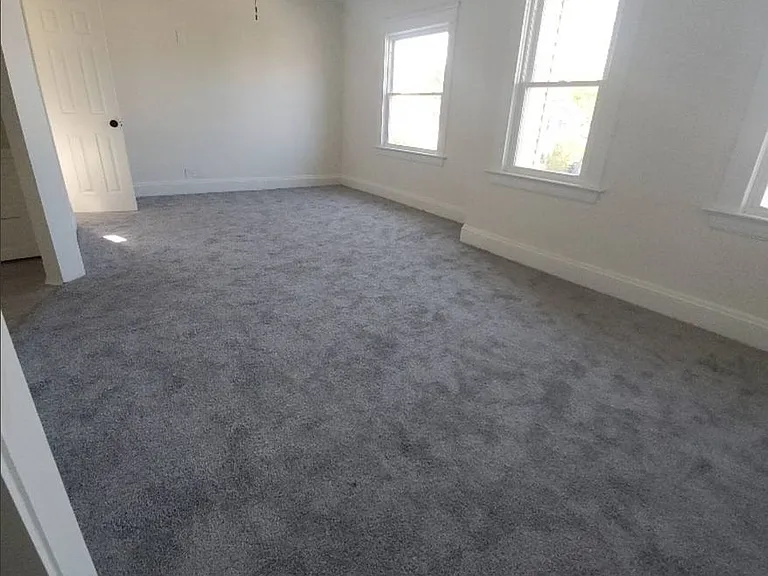 4309 Gifford Ave — Photo 18