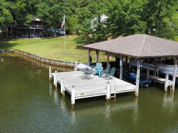 249 Poinsettia Pl S, Sparta, GA 31087