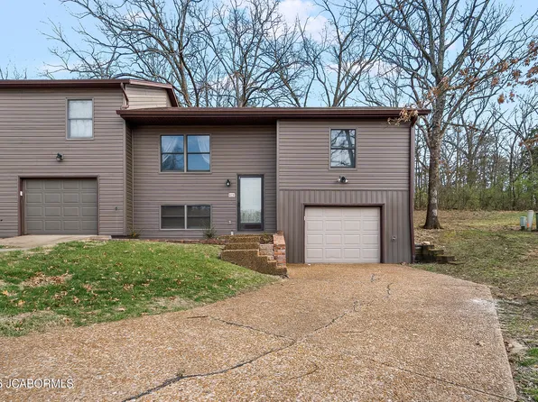 678 Oak Creek Ct, Jefferson City, MO 65101