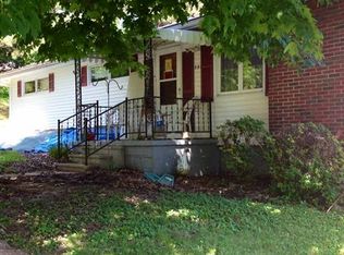 705 1/2 Winters Dr, Raceland, KY 41169