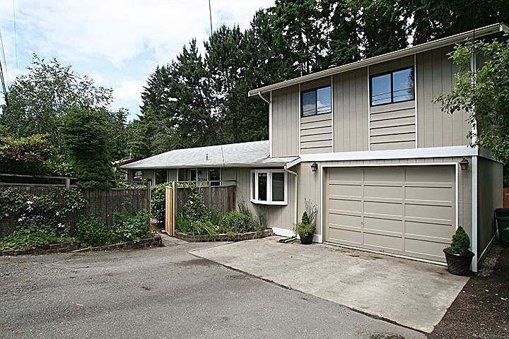 1st image of 21104 NE 61st St