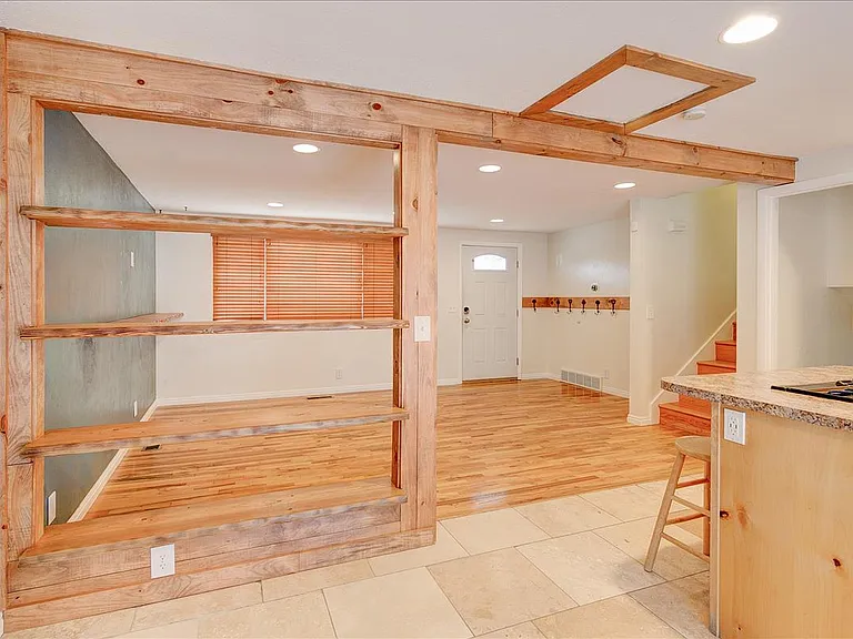 3314 S Meadowlark Dr — Photo 5