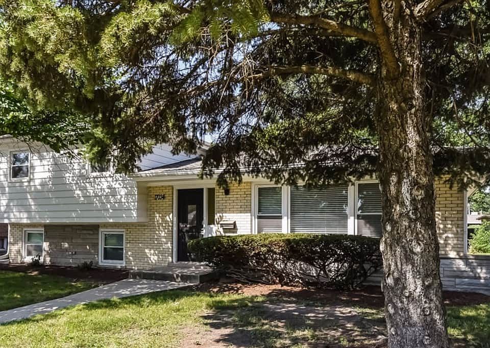 1st image of 17034 Evans Dr