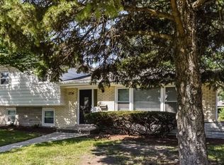 17034 Evans Dr, South Holland, IL 60473