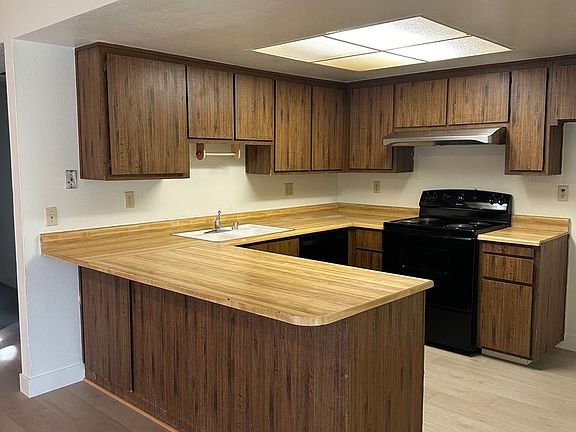 4th image of 7761-7763 Pompei Ct #7761