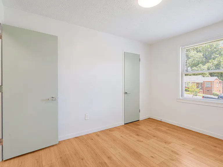 1777 Cahoon St SW — Photo 9
