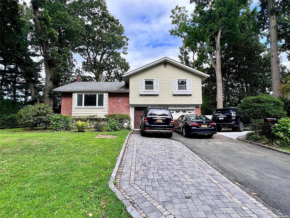 1st image of 1072 Glen Cove Avenue