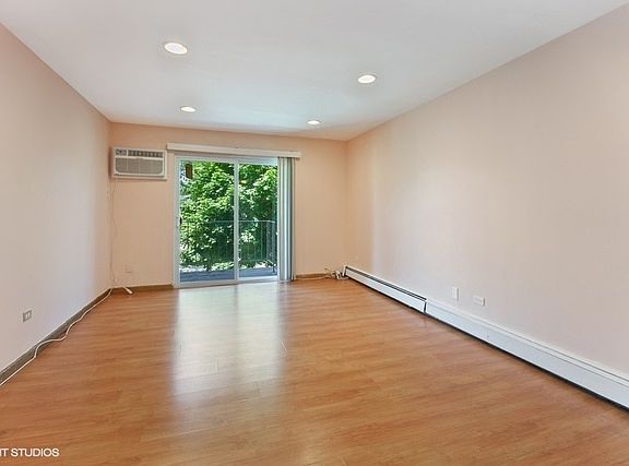 2nd image of 851 Blossom Ln #3-208