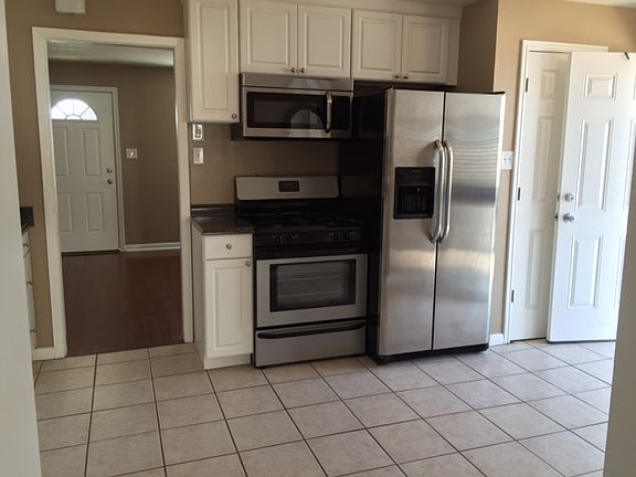 4th image of 289 S 320 W