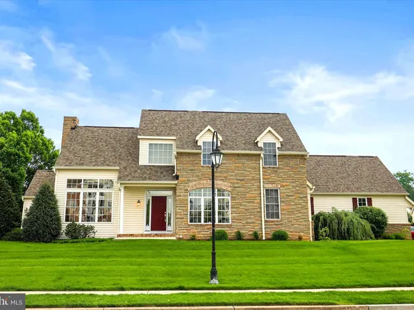 1101 Turnberry Ln, York, PA 17403