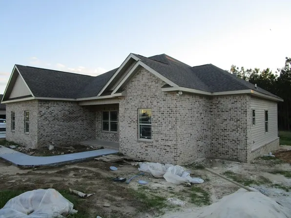 217 Lizzy Ct, Cowarts, AL 36321