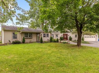 102 Hosmer Dr, Syracuse, NY 13209