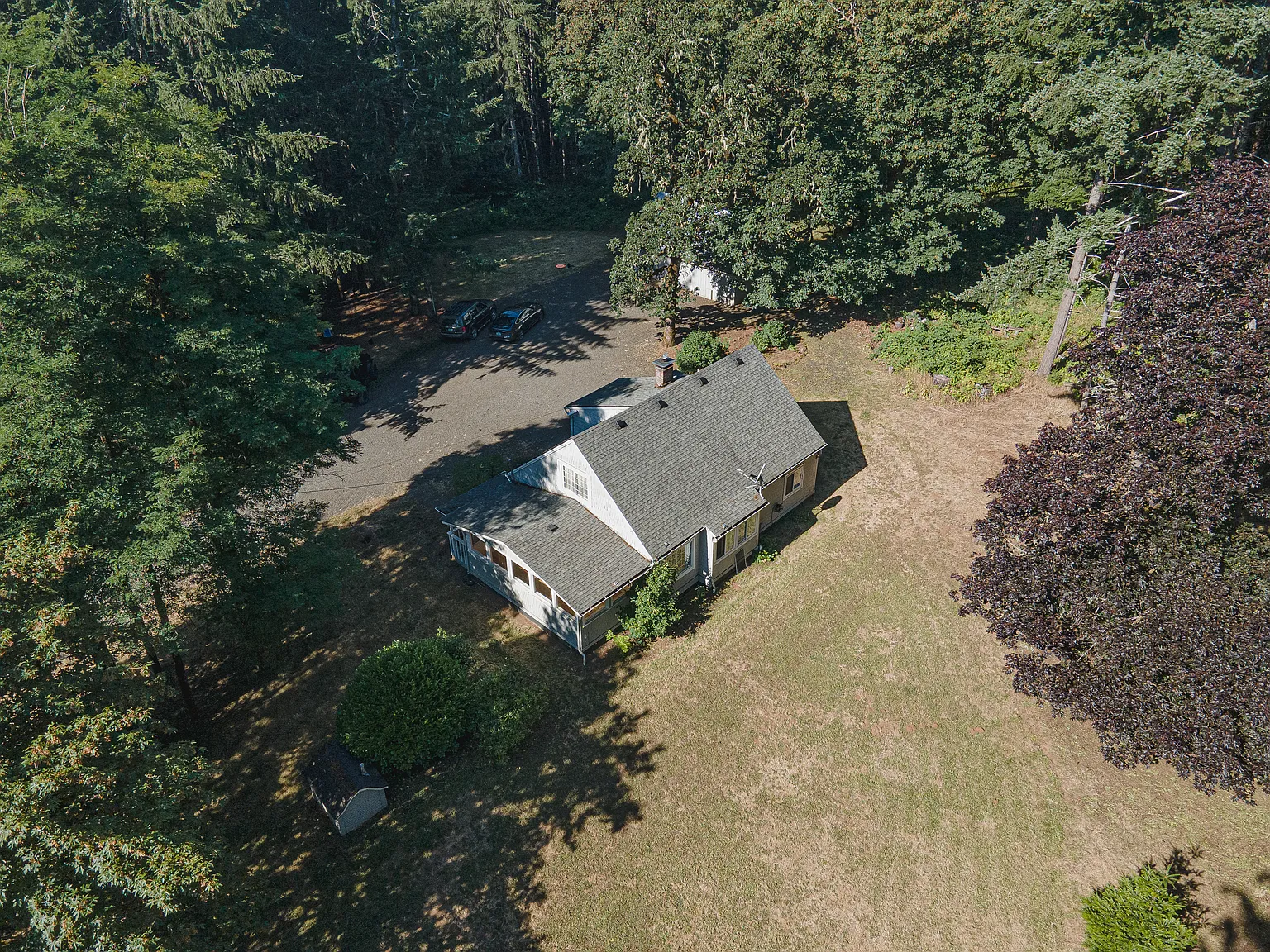 4 bed, 1.5 bath, 1716 sqft, $2,475 — Photo 4