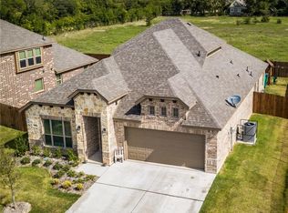 3005 Glenview Dr, Midlothian, TX 76065
