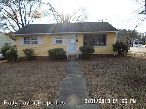 1st image of 1717 Hillcrest Dr
