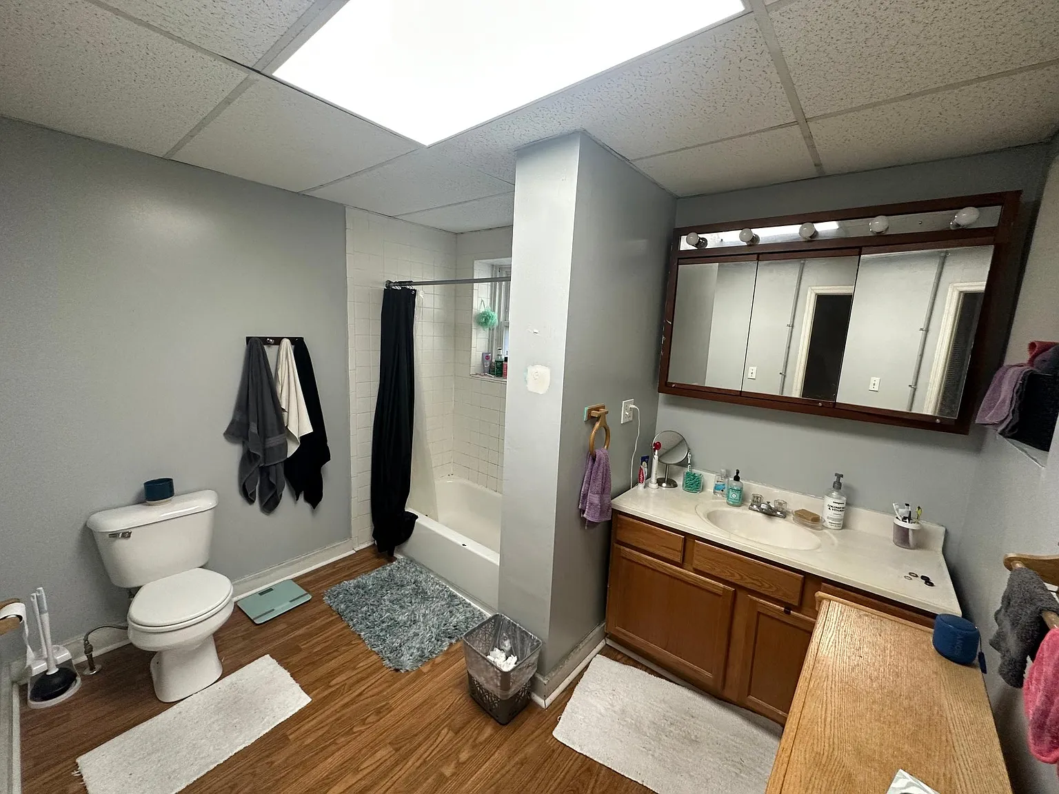 5 bed, $1,995 — Photo 3