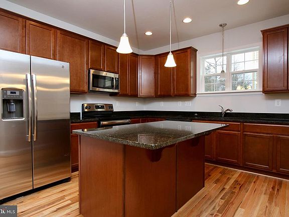 5th image of 1309 Patuxent Woods Dr