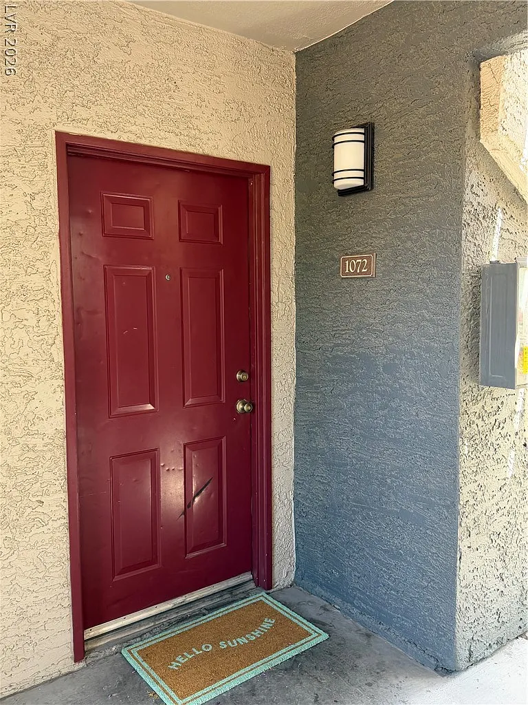 2 bed, 2.0 bath, 998 sqft, $1,445 — Photo 3