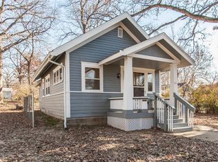 1014 Daniels St NE, Cedar Rapids, IA 52402