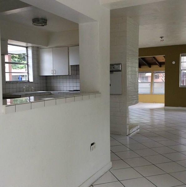 2nd image of 7110 Granada Blvd