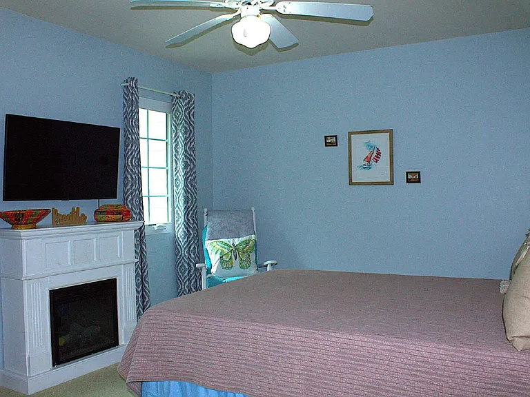 112 Victoria Park Dr — Photo 16