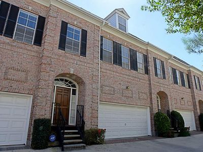 6853 Staffordshire St, Houston, TX, 77030