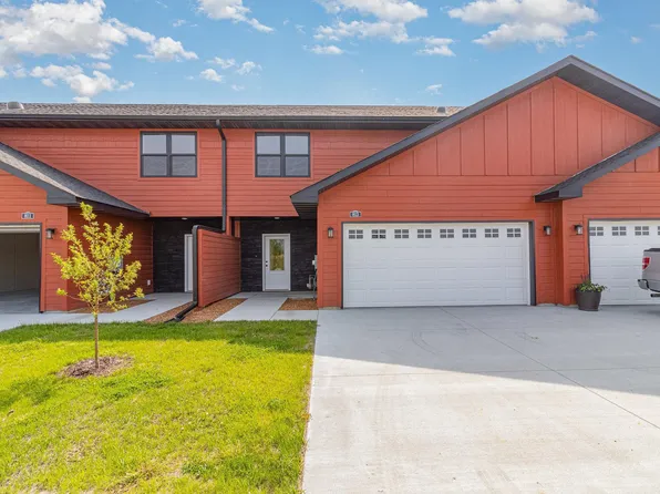 813 Viburnum St, Belle Plaine, MN 56011