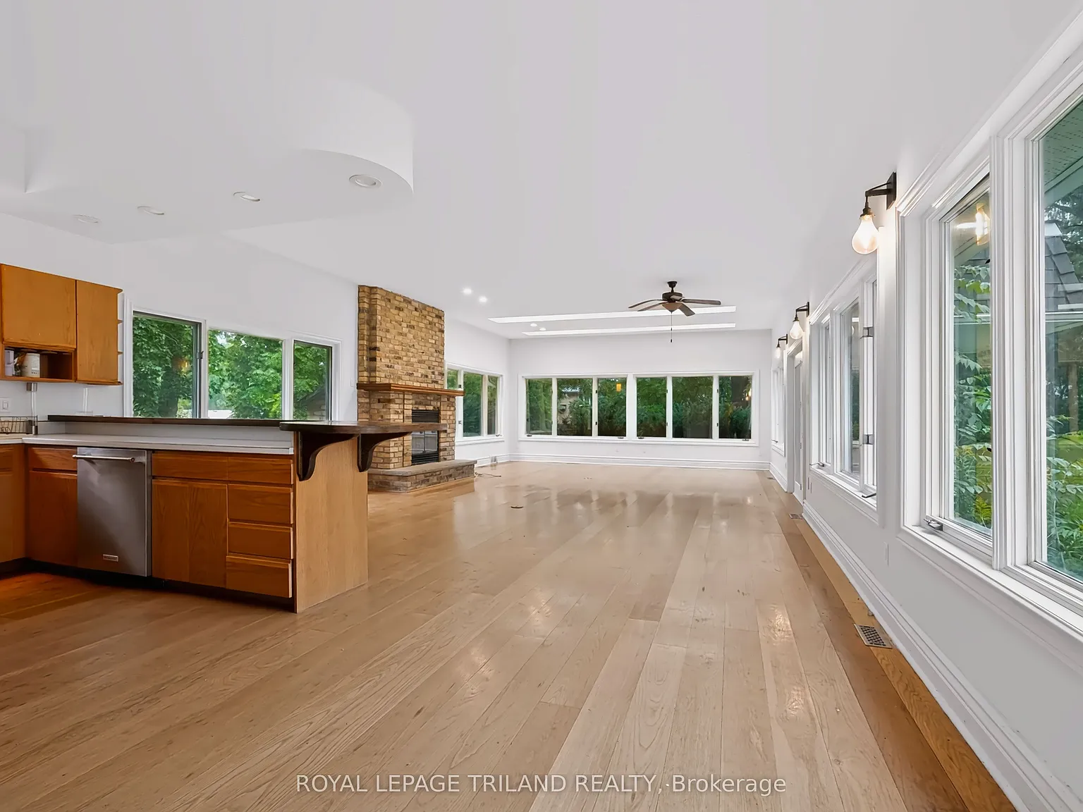 2 bed, $2,000 — Photo 2