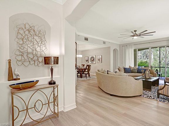 3rd image of 2847 Tiburon Blvd E APT 101