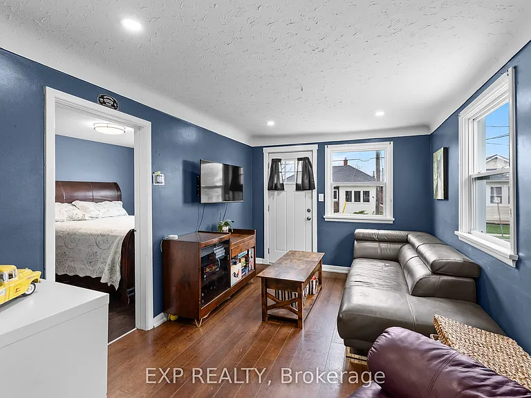 47 Battle St — Photo 12