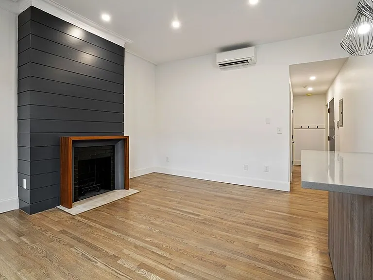 512 Massachusetts Ave #3 — Photo 8