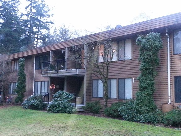 2nd image of 5622 183rd St SW APT 205
