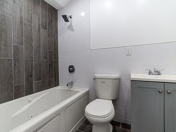 5th image of 120-60 Smith St #A
