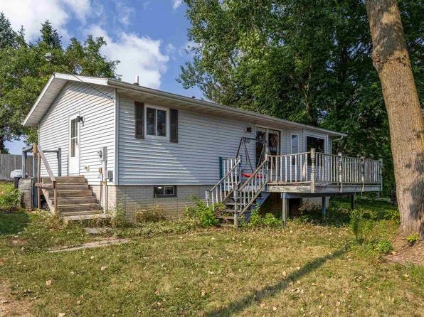 333 7th St, Mineral Point, WI 53565