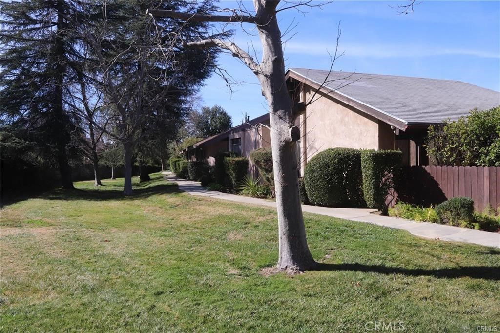 36202 Gingertree Trl, Yucaipa, CA - View 2