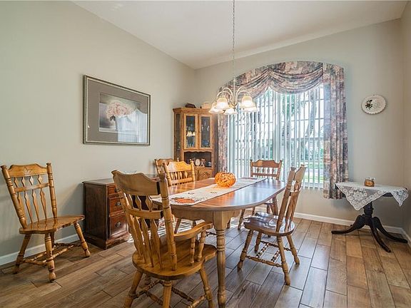 3rd image of 23150 Cypress Trail Dr