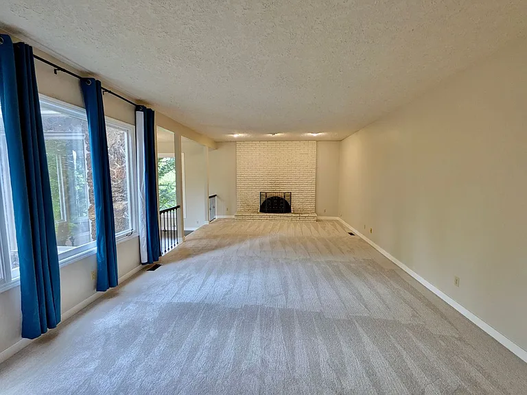 18132 Westview Dr — Photo 17