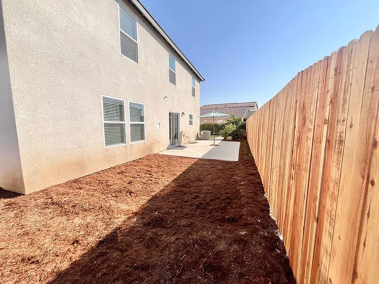 1602 Dodder Dr — Photo 25