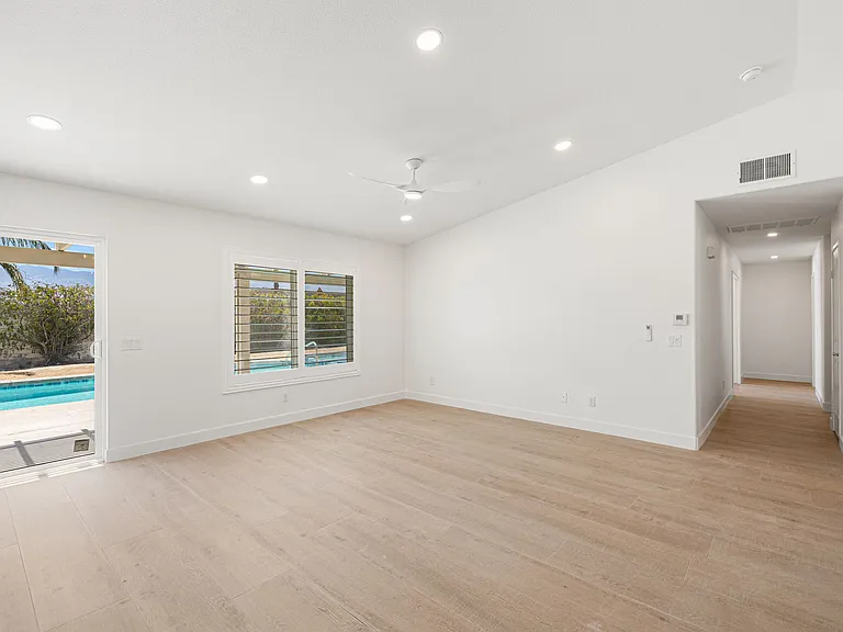 76 Sutton Pl S — Photo 19
