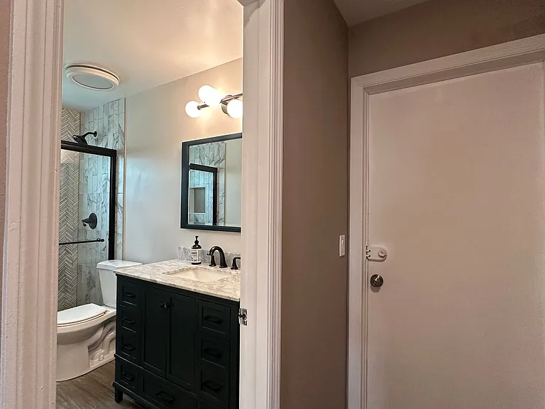 616 Iris St — Photo 21