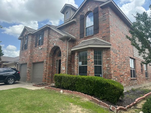 2825 Bentwood Way