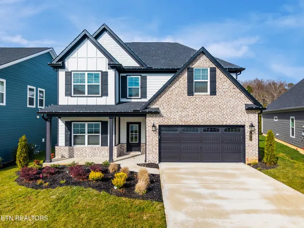 1816 Melton Meadows Dr, Maryville, TN 37803