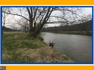 39-10-9 Riverside Dr, Fries, VA 24330