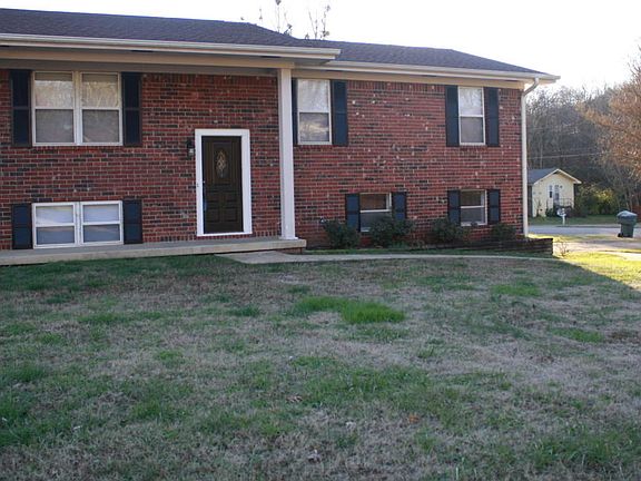 2nd image of 3328 Bonneville Cir